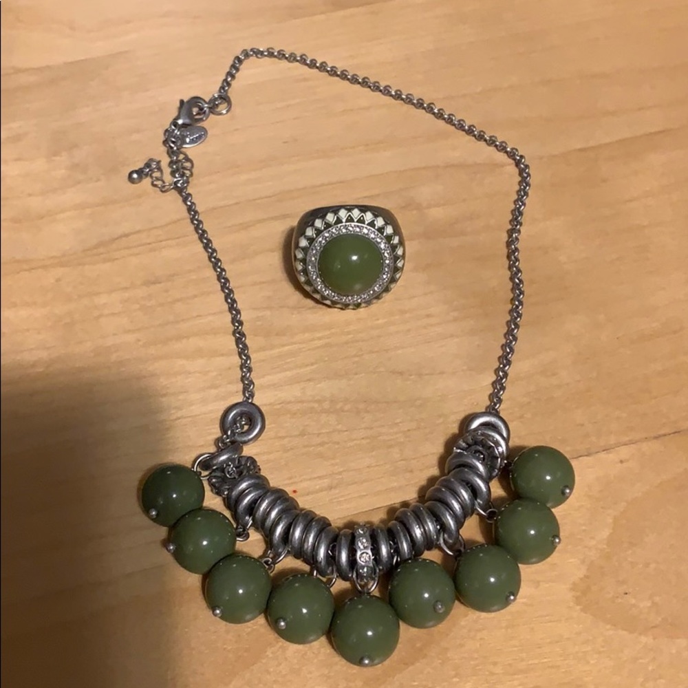 Lia Sophia 2 piece ring and necklace set
